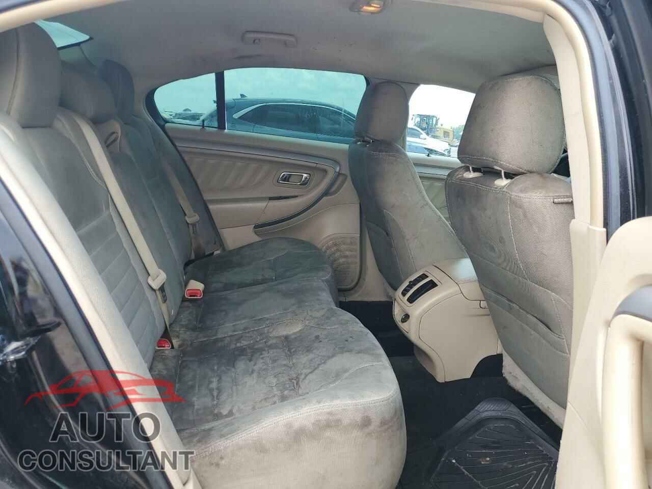 FORD TAURUS 2017 - 1FAHP2D8XHG105356
