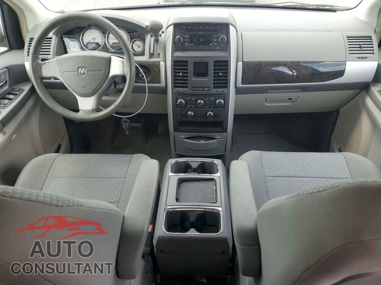 DODGE CARAVAN 2010 - 2D4RN5D18AR191248