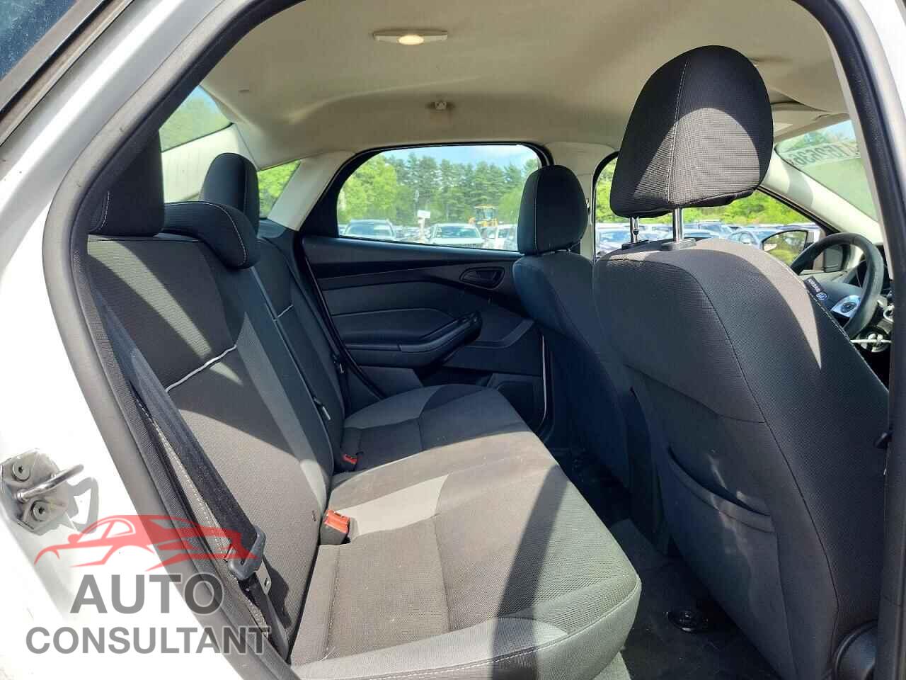 FORD FOCUS 2012 - 1FAHP3F26CL404471