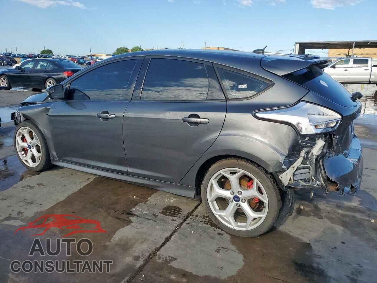 FORD FOCUS 2017 - 1FADP3L99HL334116