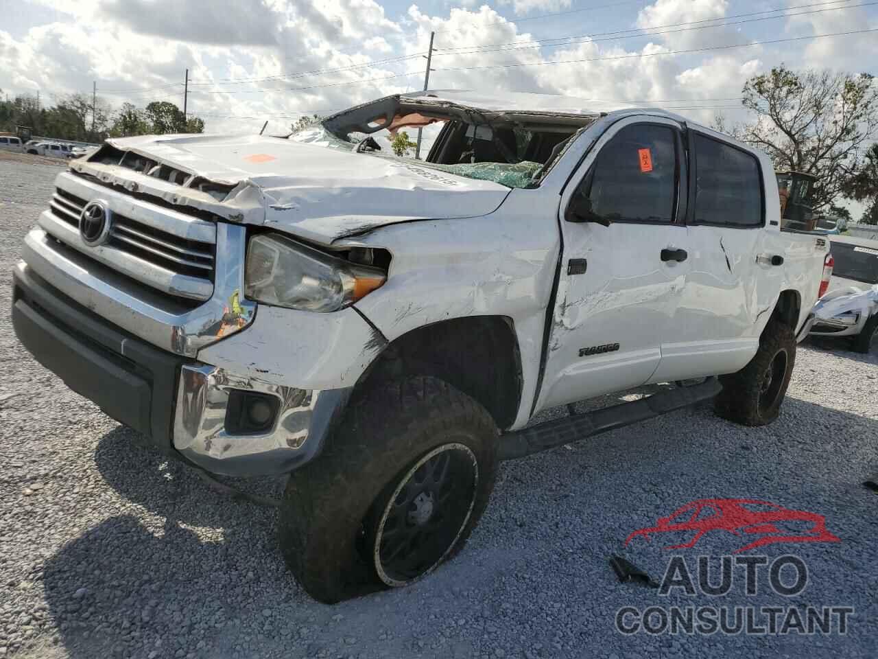 TOYOTA TUNDRA 2017 - 5TFDW5F16HX614177
