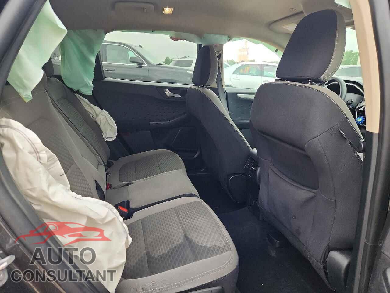 FORD ESCAPE 2020 - 1FMCU0G61LUA14493