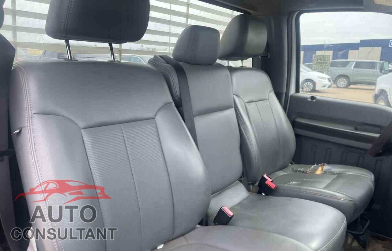 FORD F250 2011 - 1FTBF2A63BEA21260