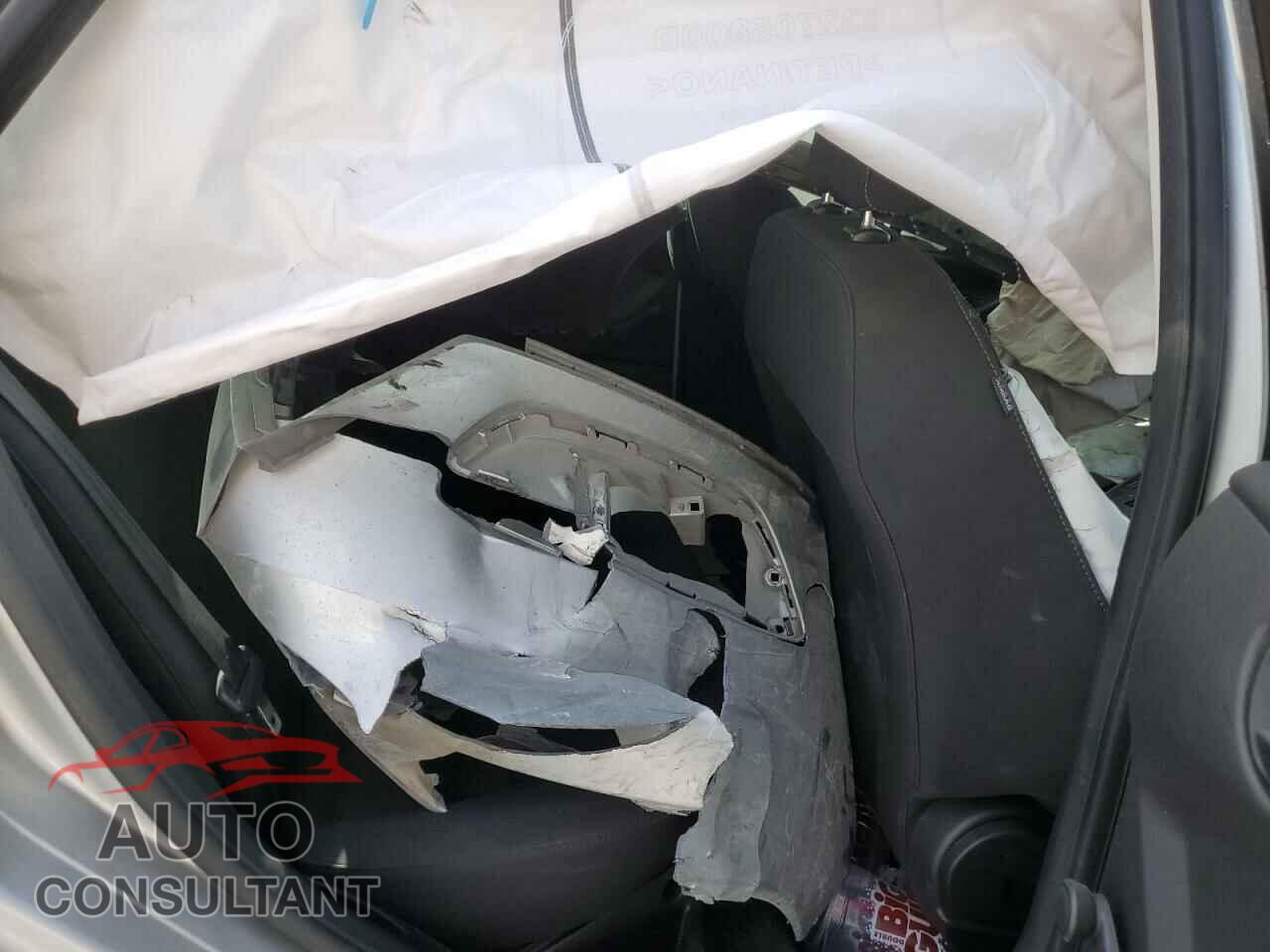 FORD FOCUS 2017 - 1FADP3E26HL206187