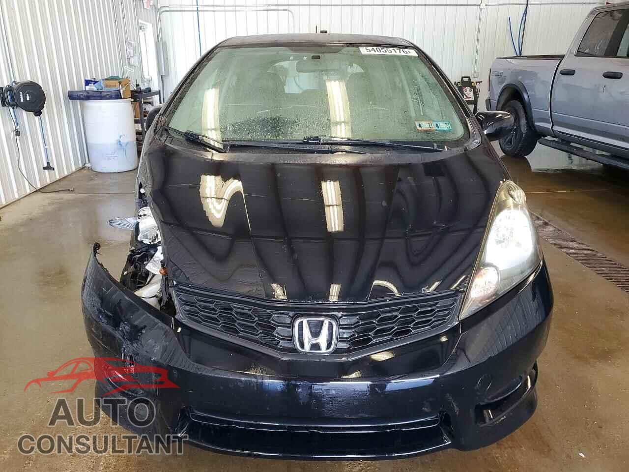 HONDA FIT 2013 - JHMGE8H59DC049277