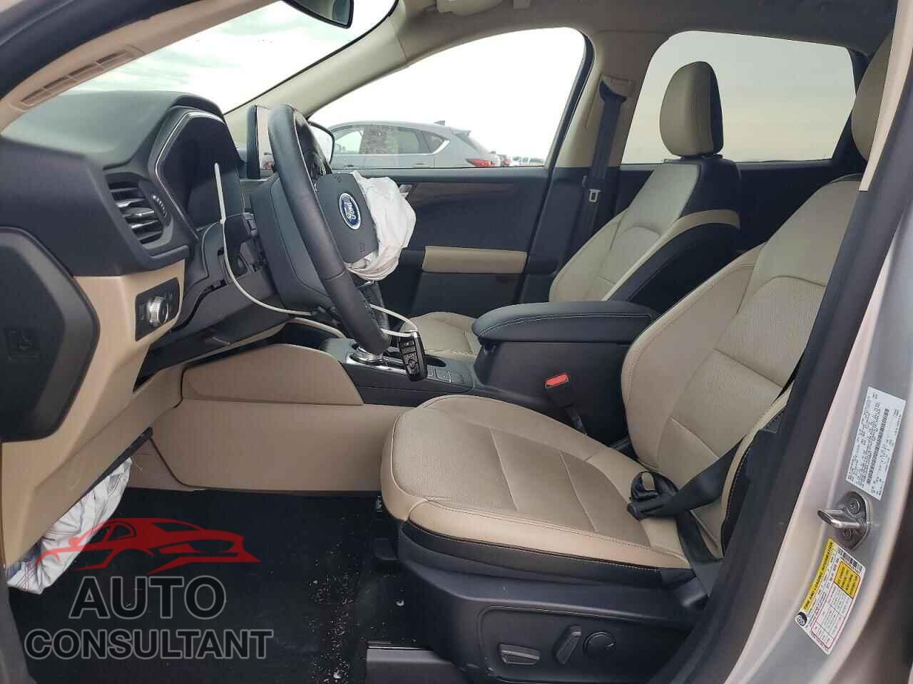 FORD ESCAPE 2020 - 1FMCU9J93LUA75867