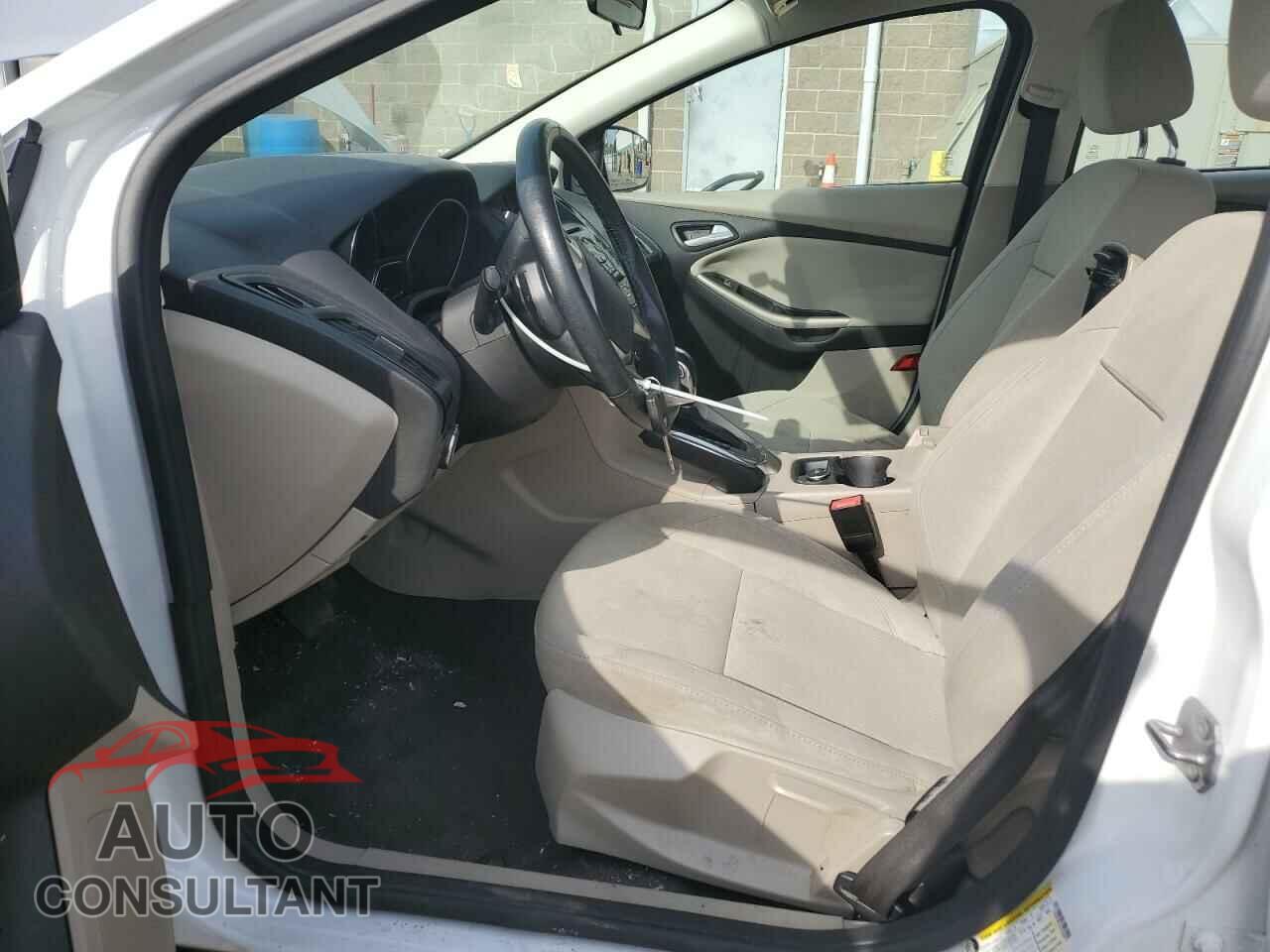 FORD FOCUS 2012 - 1FAHP3M27CL200877