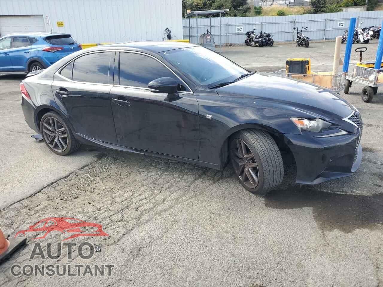 LEXUS IS 2014 - JTHBF1D22E5018176
