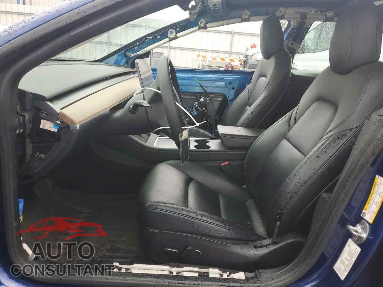 TESLA MODEL 3 2022 - 5YJ3E1EB3NF268208