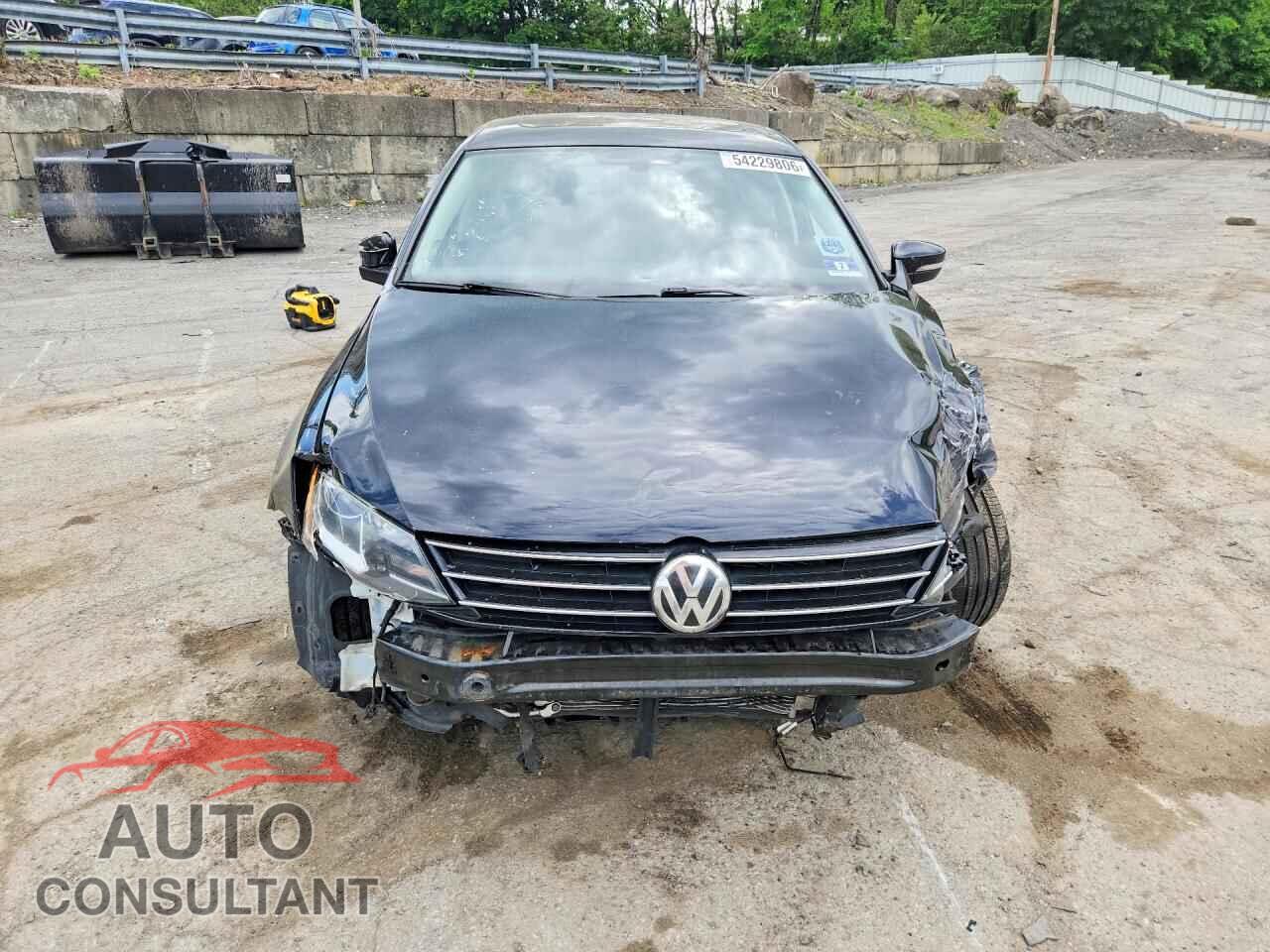 VOLKSWAGEN JETTA 2017 - 3VWL17AJ9HM207552