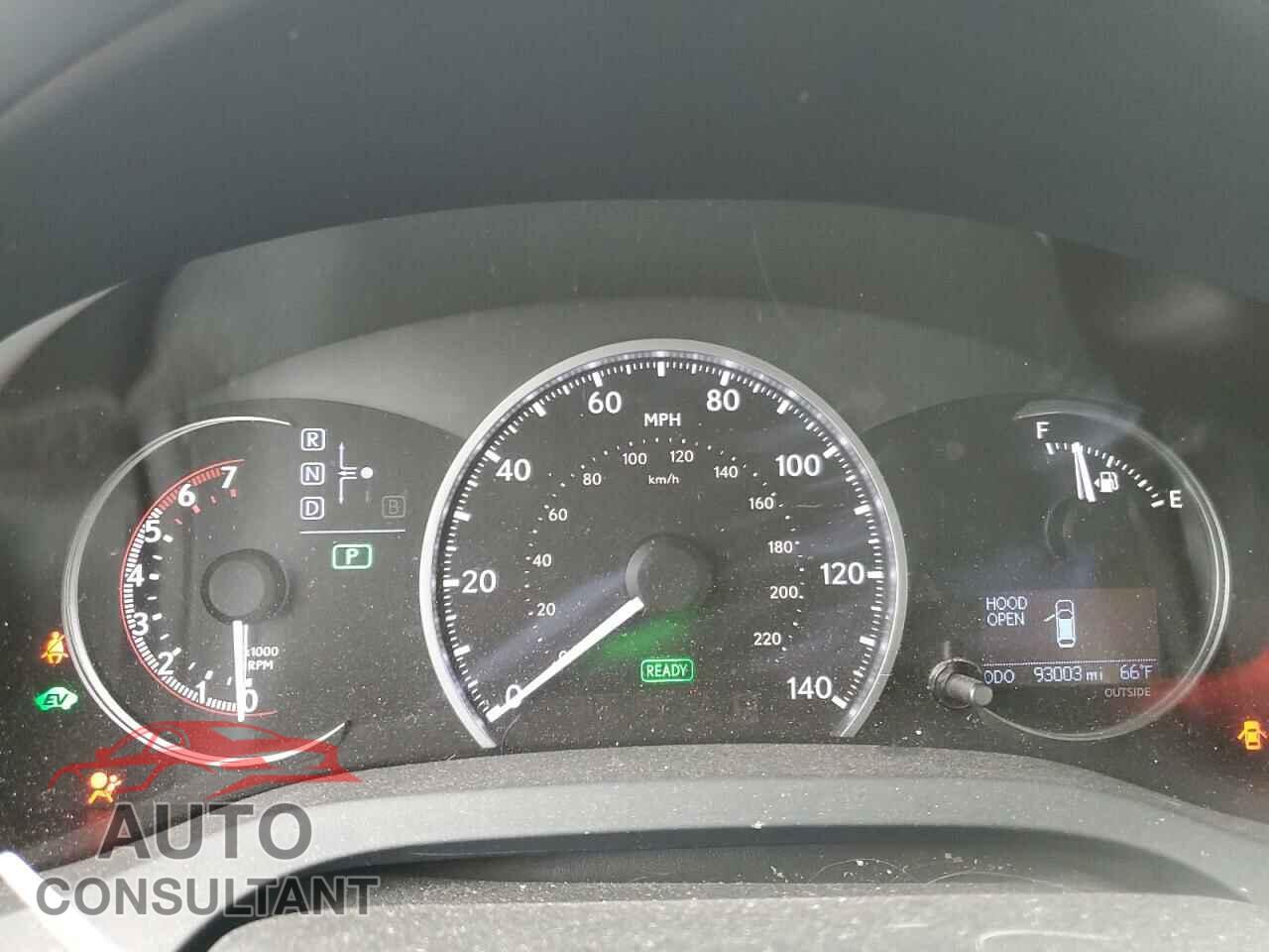 LEXUS CT 200 2013 - JTHKD5BH2D2169751