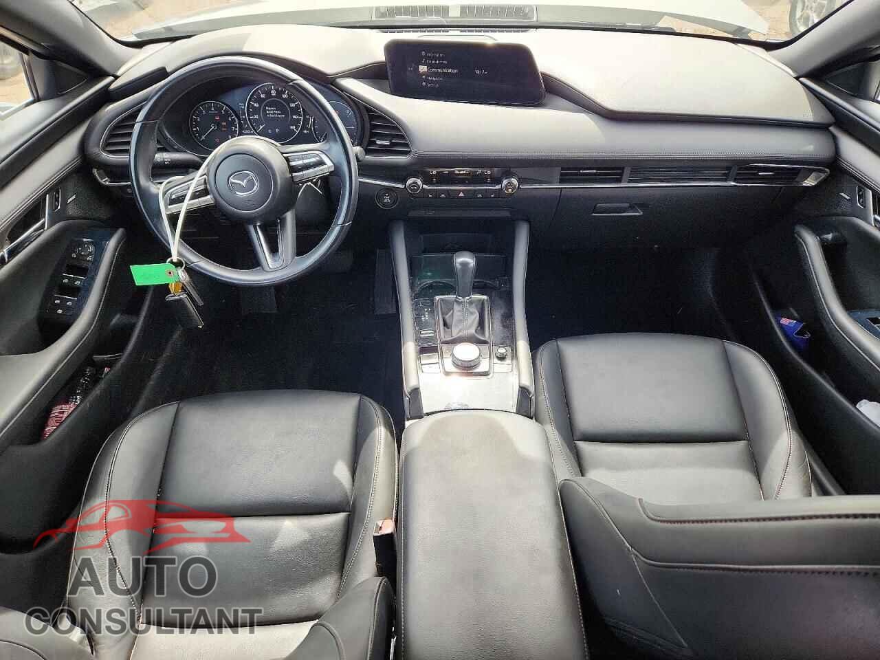 MAZDA 3 2019 - JM1BPBMM0K1143282