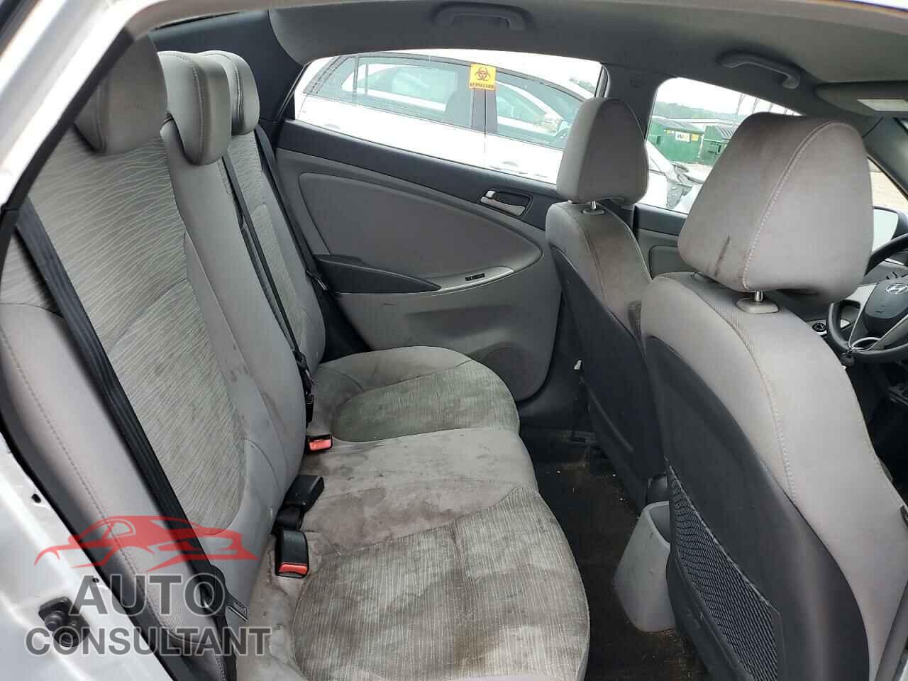 HYUNDAI ACCENT 2017 - KMHCT4AE7HU212805