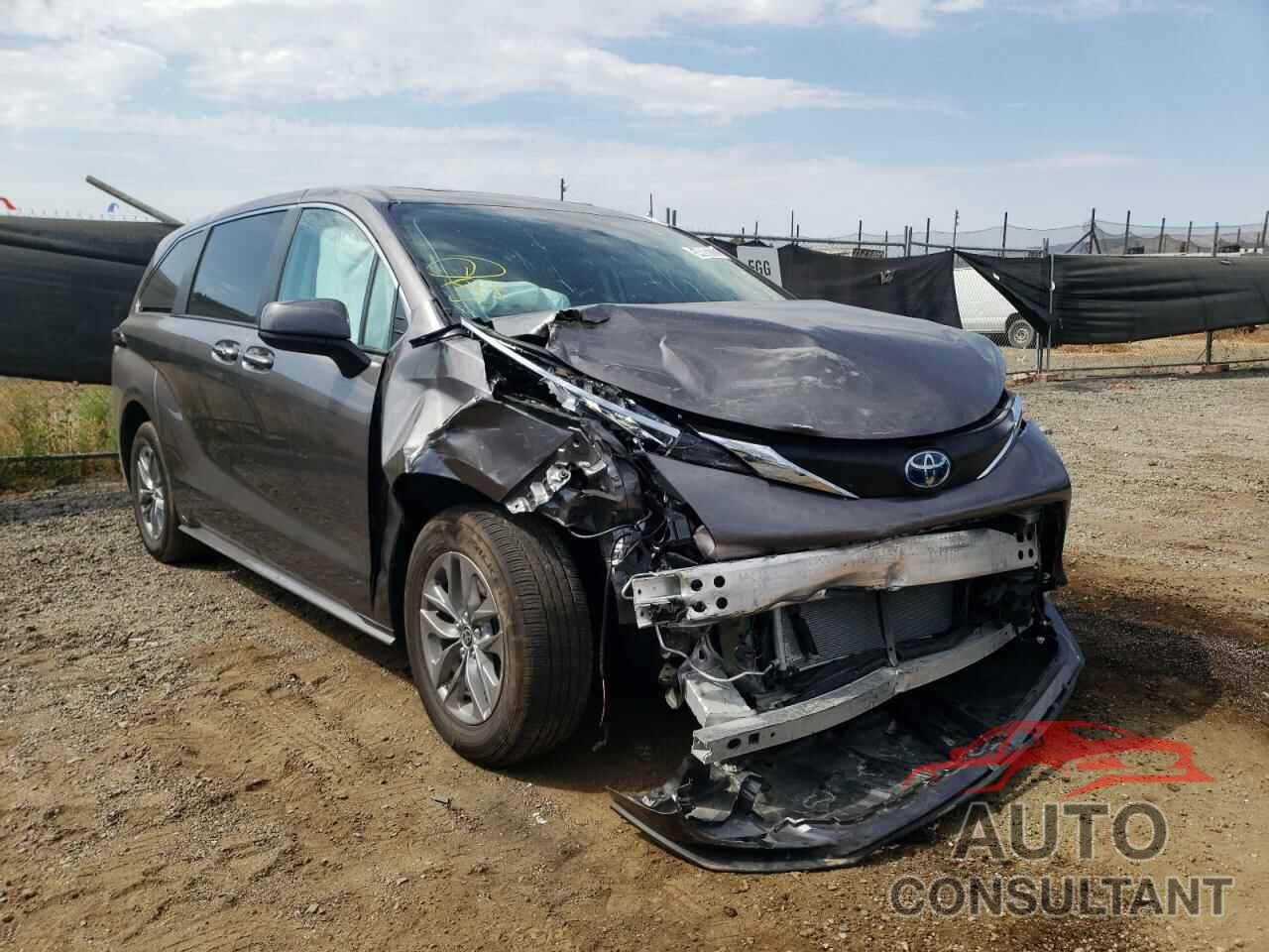 TOYOTA SIENNA 2022 - 5TDYRKEC5NS084506