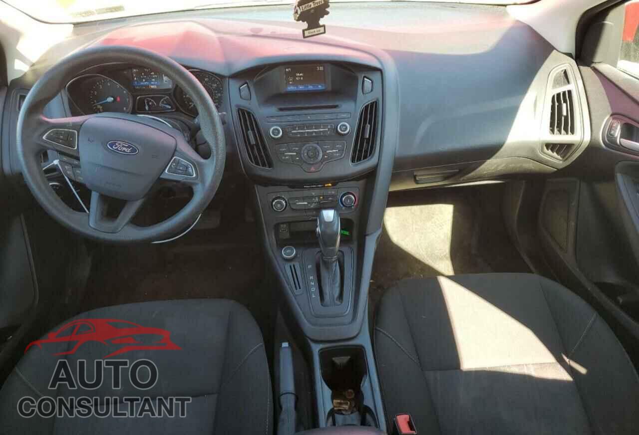 FORD FOCUS 2015 - 1FADP3F2XFL250026