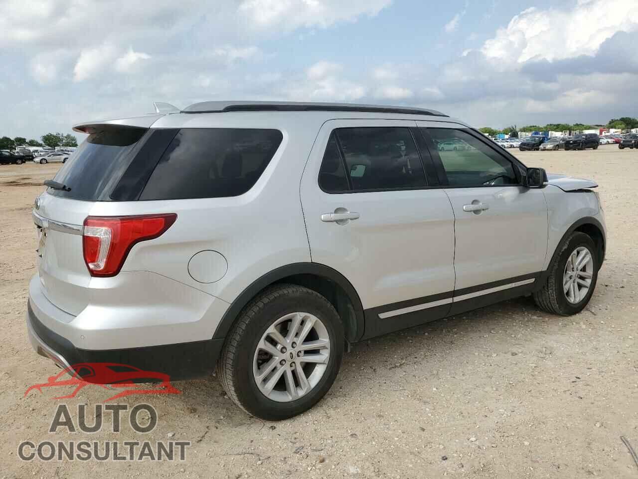 FORD EXPLORER 2017 - 1FM5K7D80HGE11180