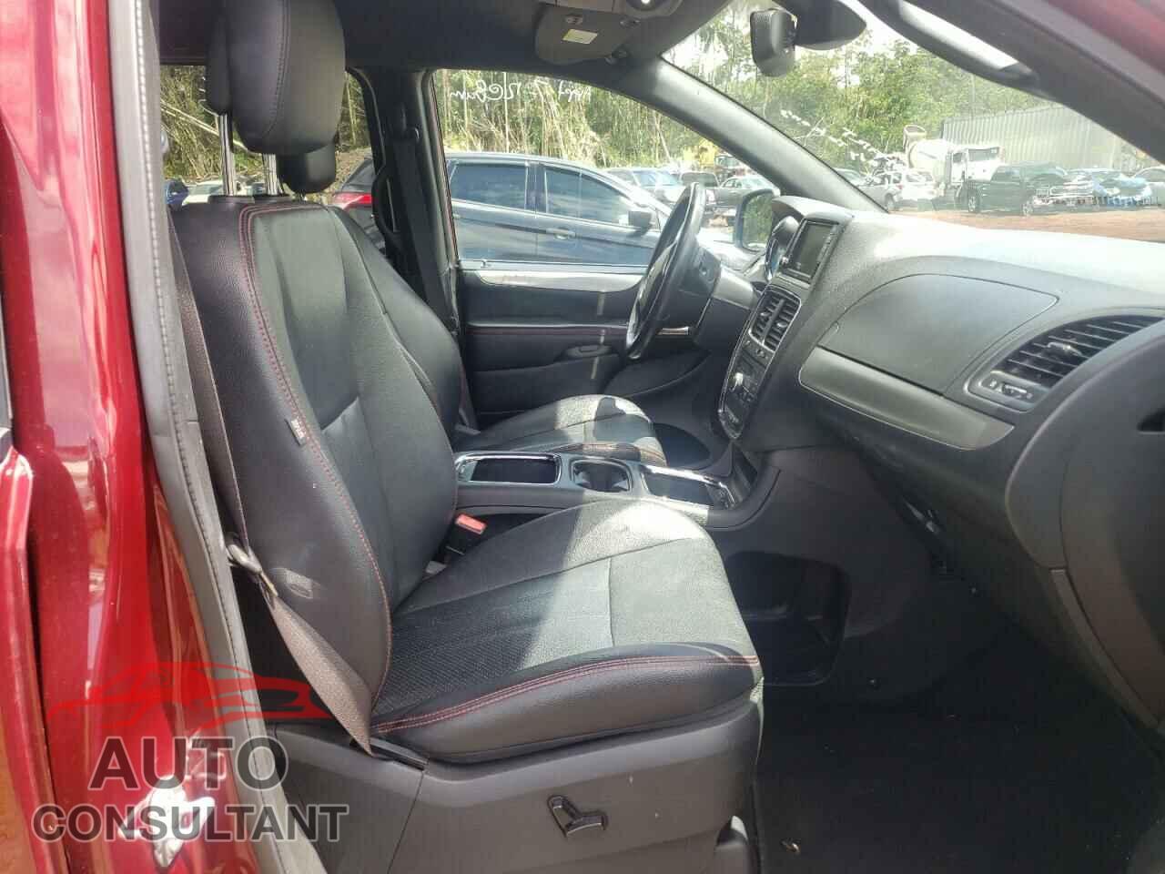 DODGE GRAND CARA 2019 - 2C4RDGEG3KR535939