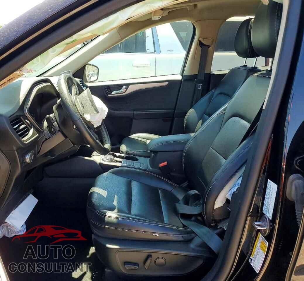 FORD ESCAPE 2020 - 1FMCU0H62LUA55570