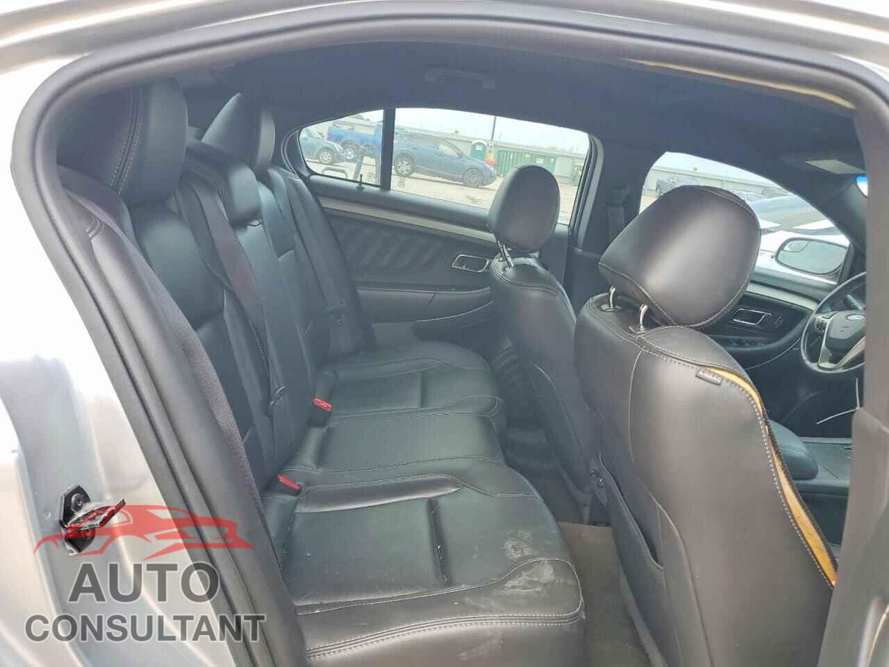 FORD TAURUS 2011 - 1FAHP2E80DG192676