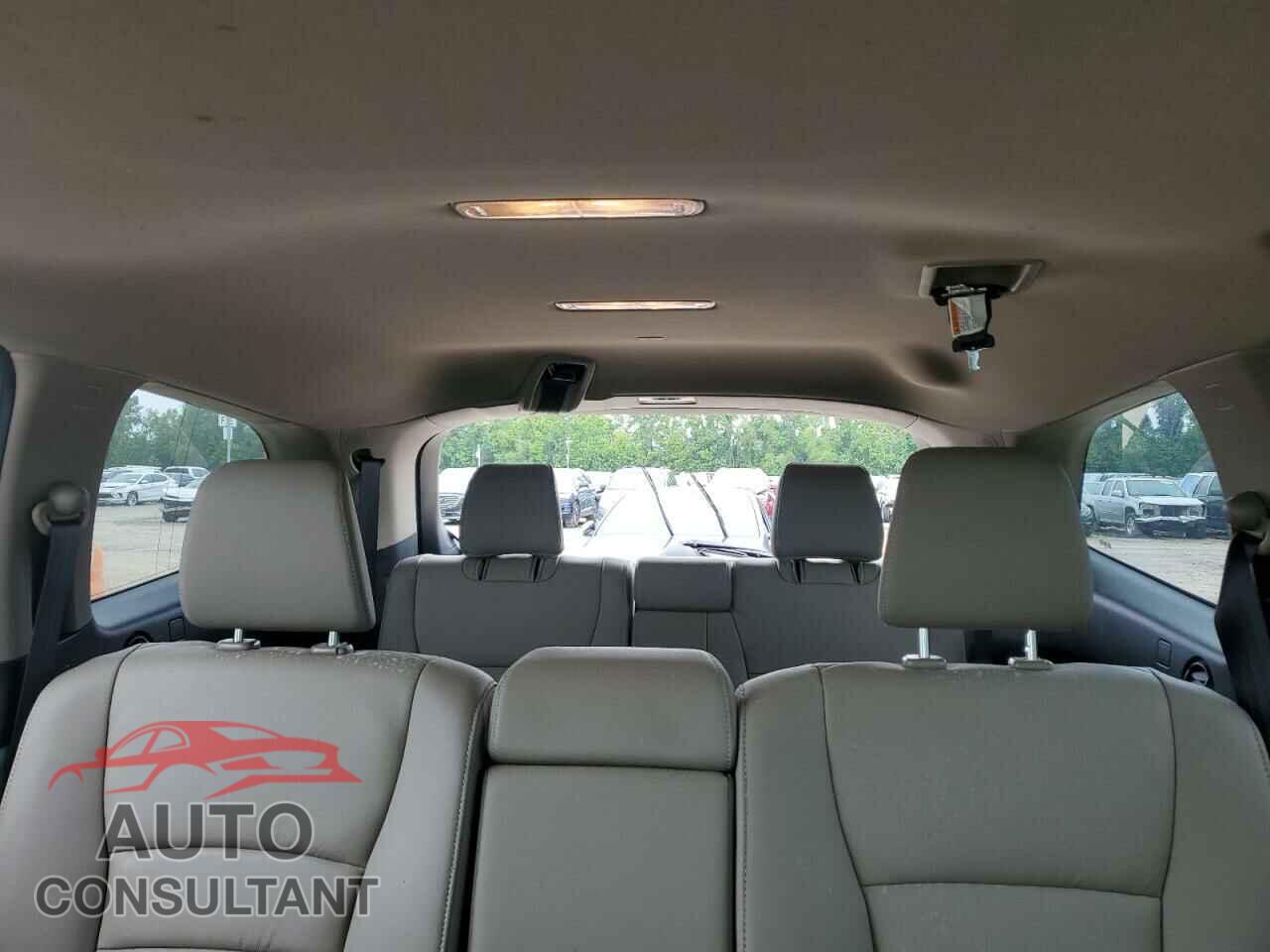 HONDA PILOT 2017 - 5FNYF5H62HB026698