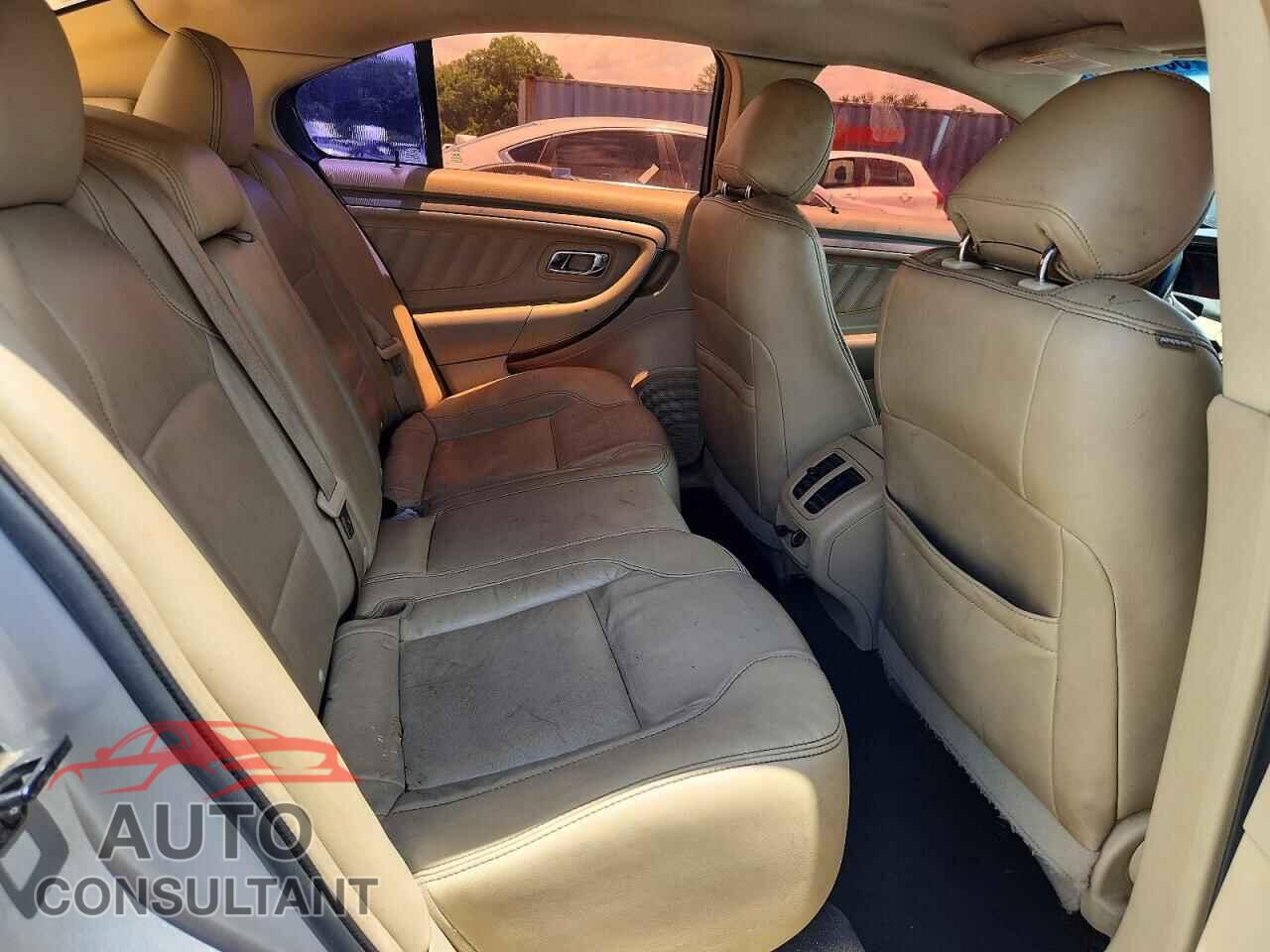FORD TAURUS 2013 - 1FAHP2E82DG146184