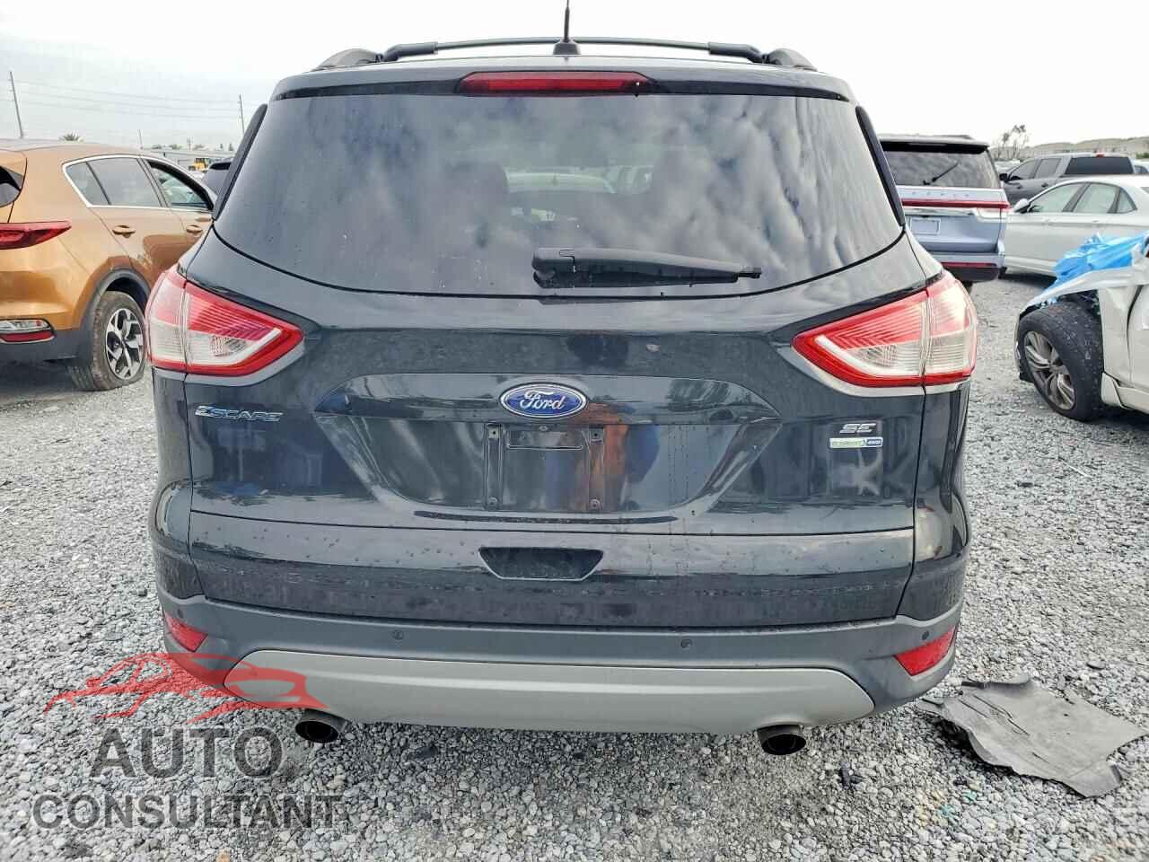FORD ESCAPE 2015 - 1FMCU9GX0FUC10037