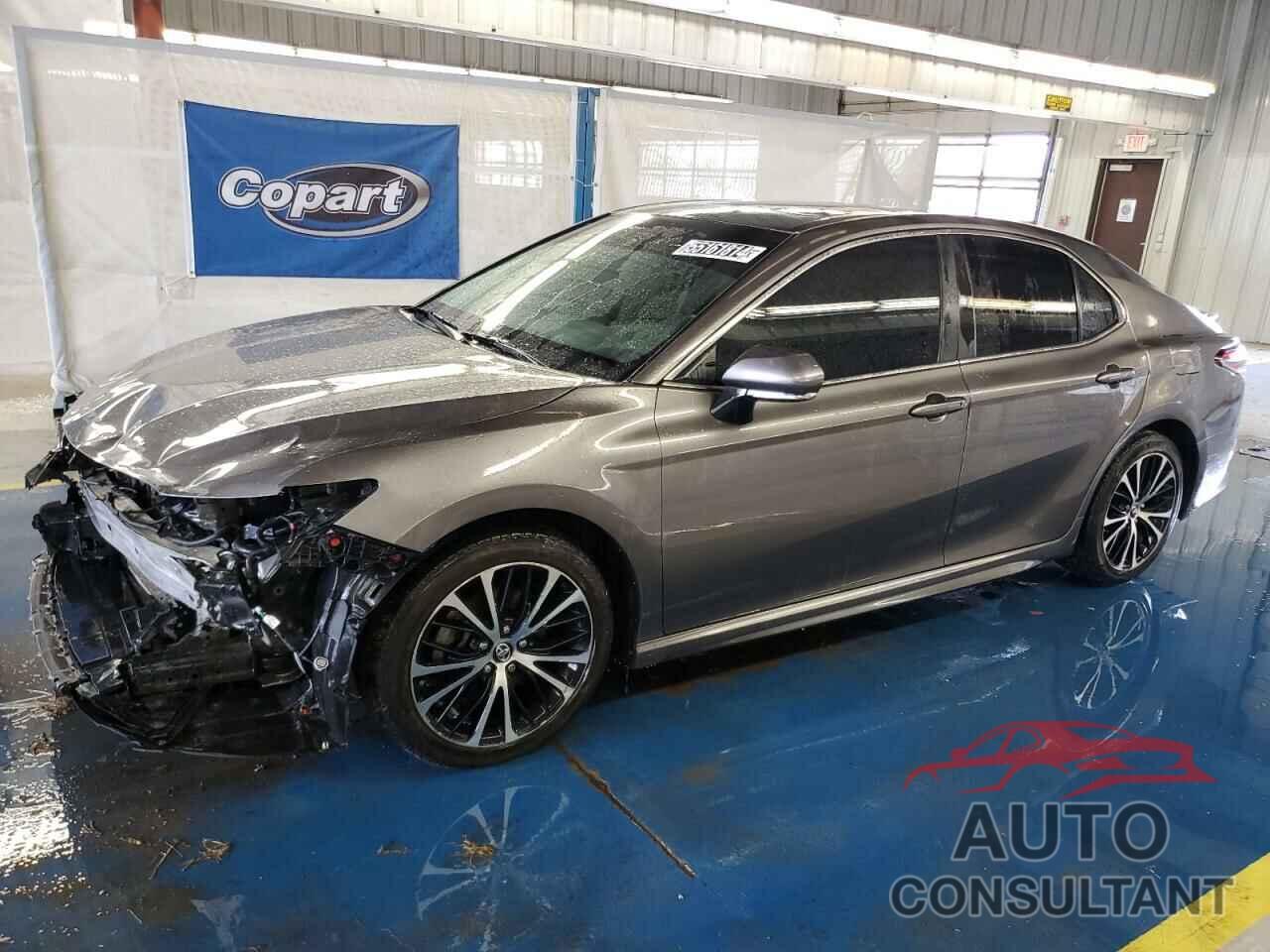 TOYOTA CAMRY 2018 - 4T1B11HK5JU617384