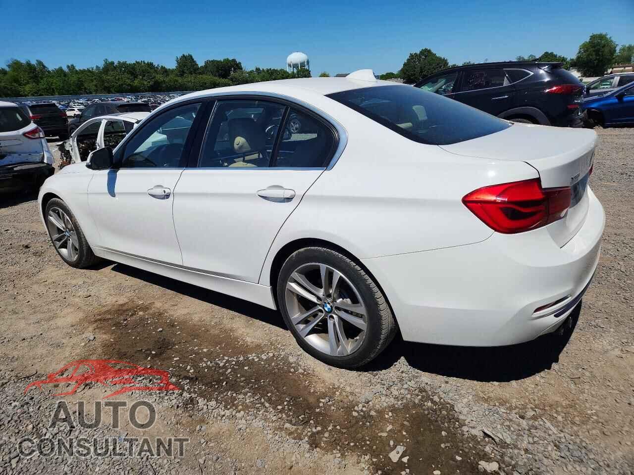 BMW 3 SERIES 2018 - WBA8D9G54JNU67128
