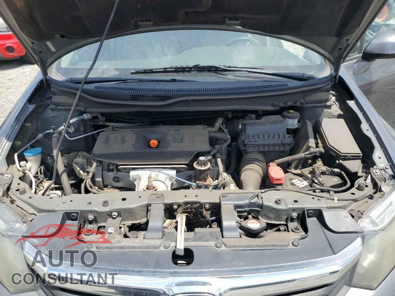 HONDA CIVIC 2012 - 2HGFB2F80CH311054