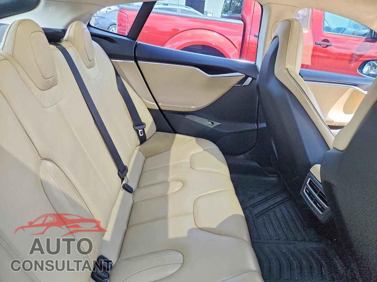 TESLA MODEL S 2014 - 5YJSA1H17EFP47435
