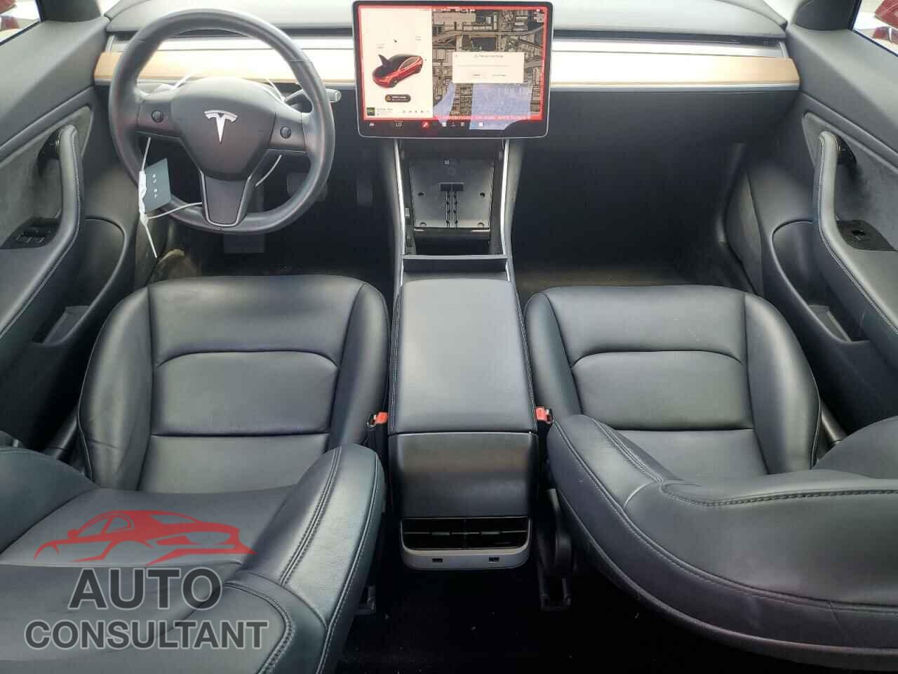 TESLA MODEL 3 2018 - 5YJ3E1EB8JF054552