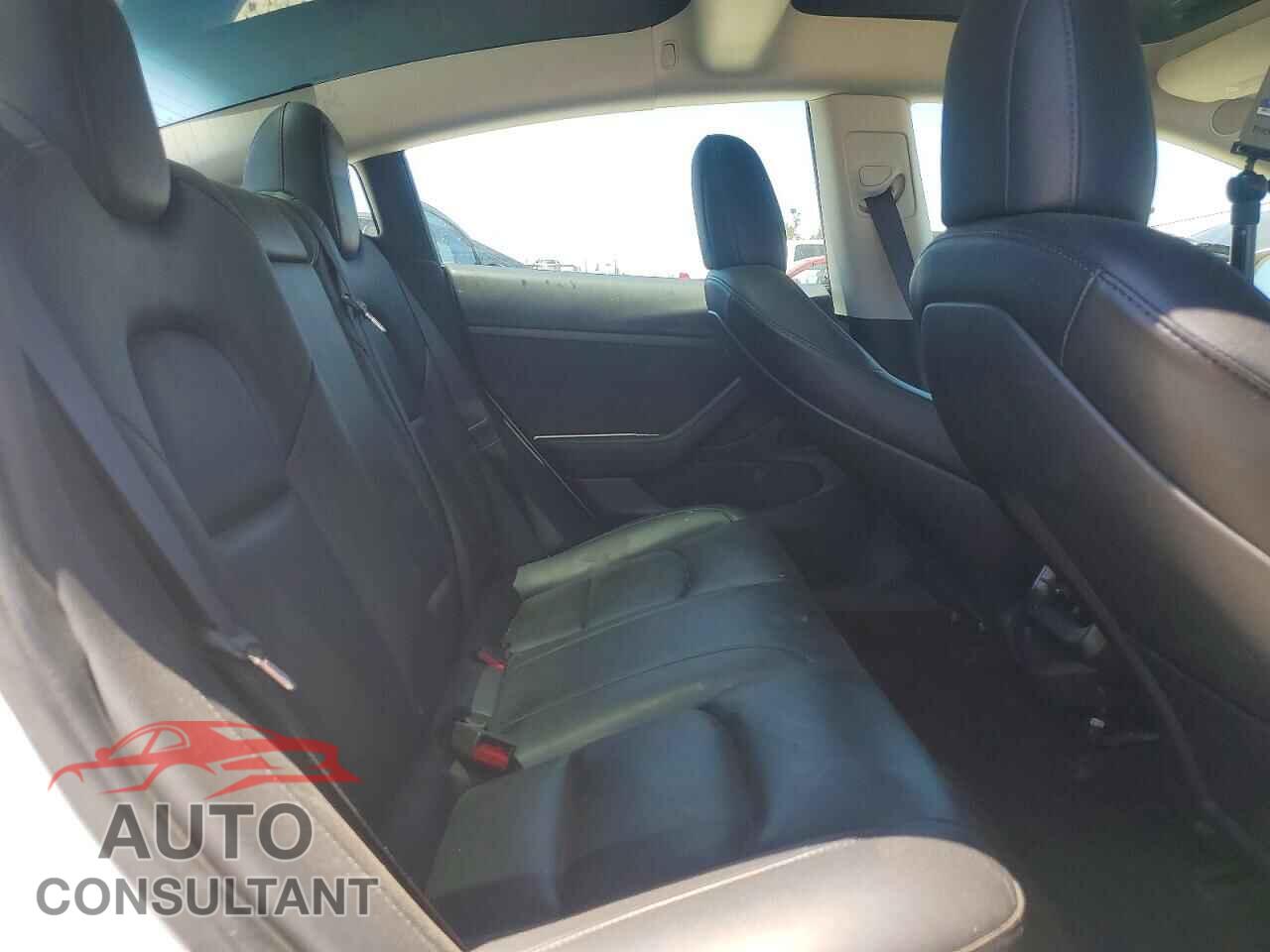 TESLA MODEL 3 2021 - 5YJ3E1EA9MF876949