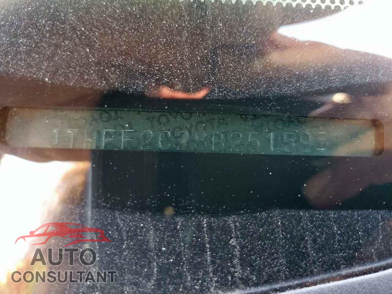 LEXUS IS 2011 - JTHFF2C28B2515951
