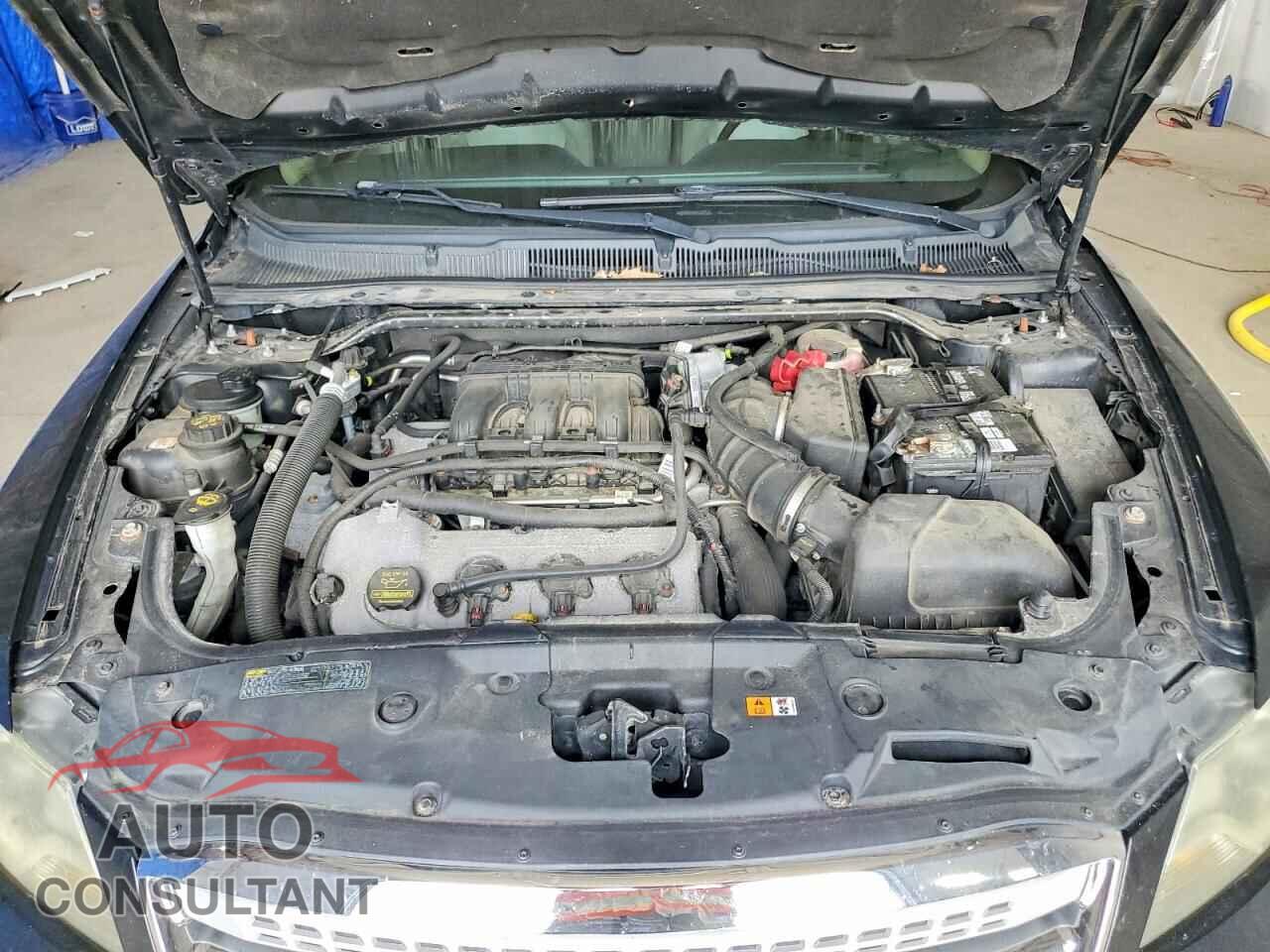 FORD TAURUS 2011 - 1FAHP2FW1BG110562