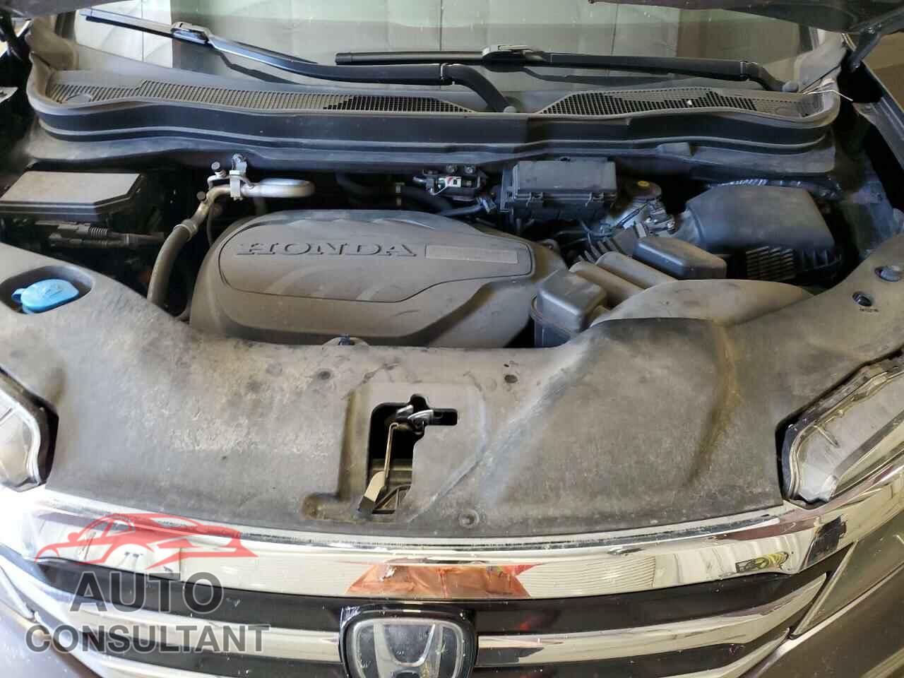HONDA PILOT 2017 - 5FNYF6H96HB033007