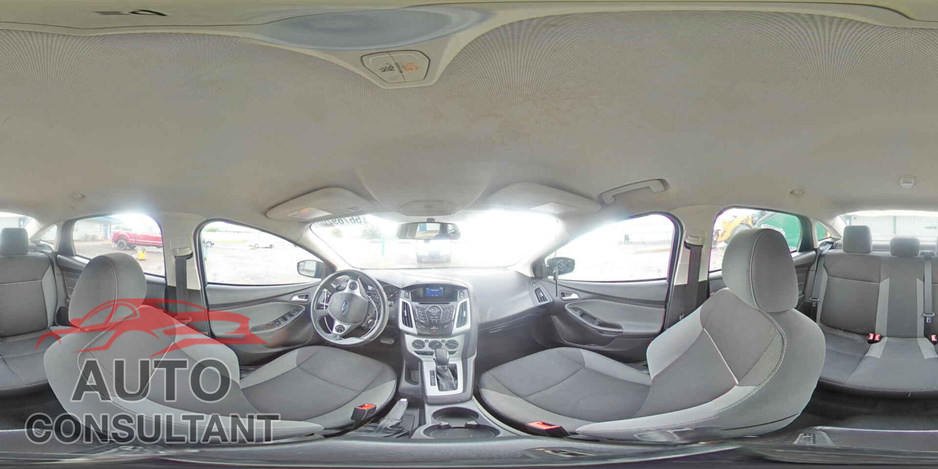 FORD FOCUS 2014 - 1FADP3F22EL393454