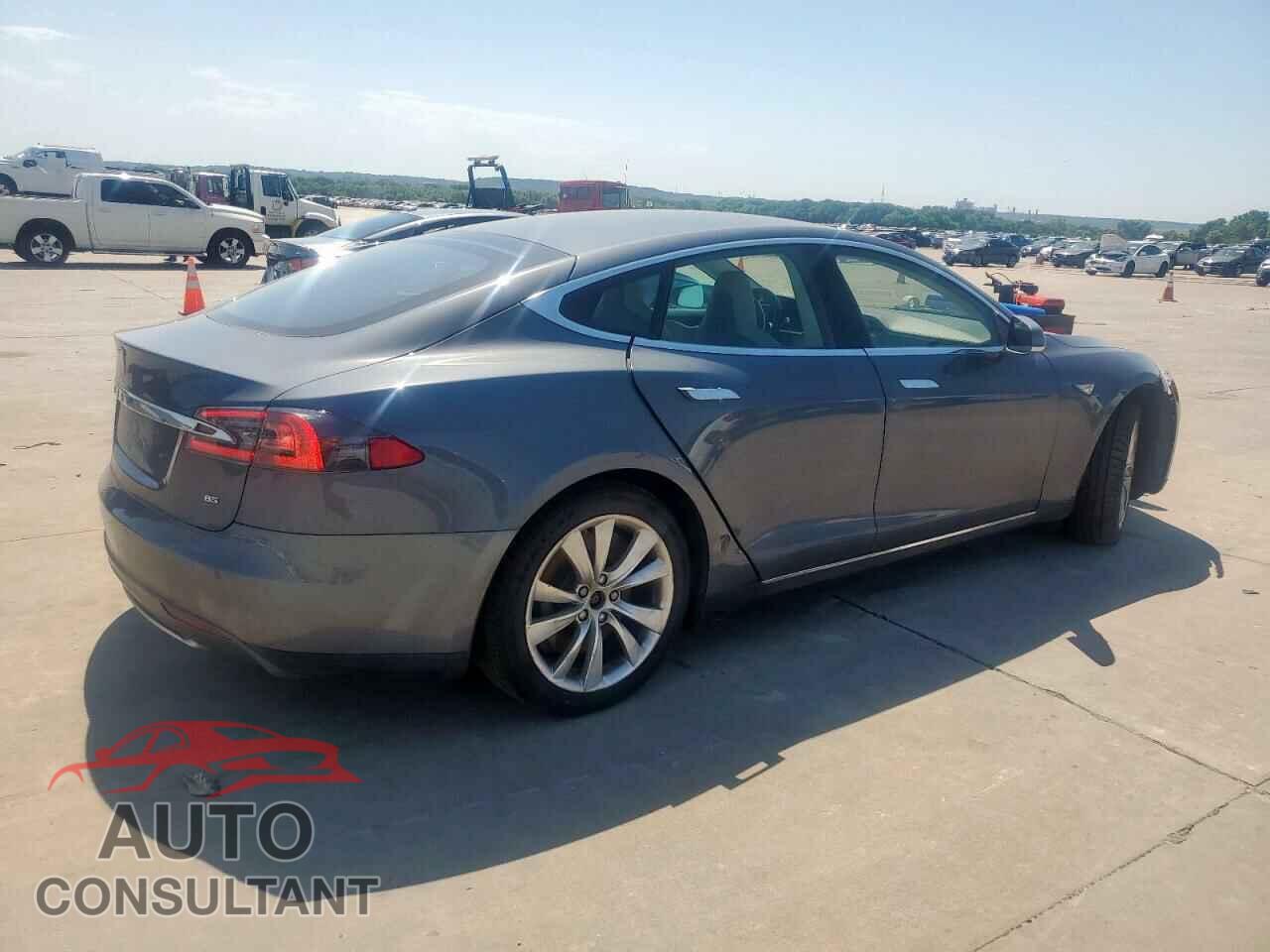 TESLA MODEL S 2013 - 5YJSA1DNXDFP20110