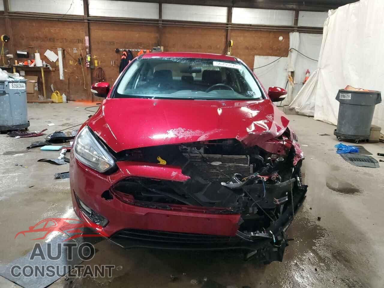 FORD FOCUS 2017 - 1FADP3FE7HL222052