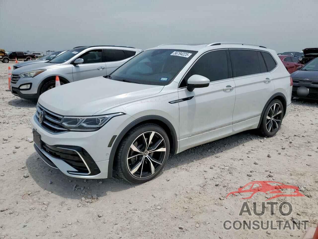 VOLKSWAGEN TIGUAN 2022 - 3VV4B7AX8NM079651