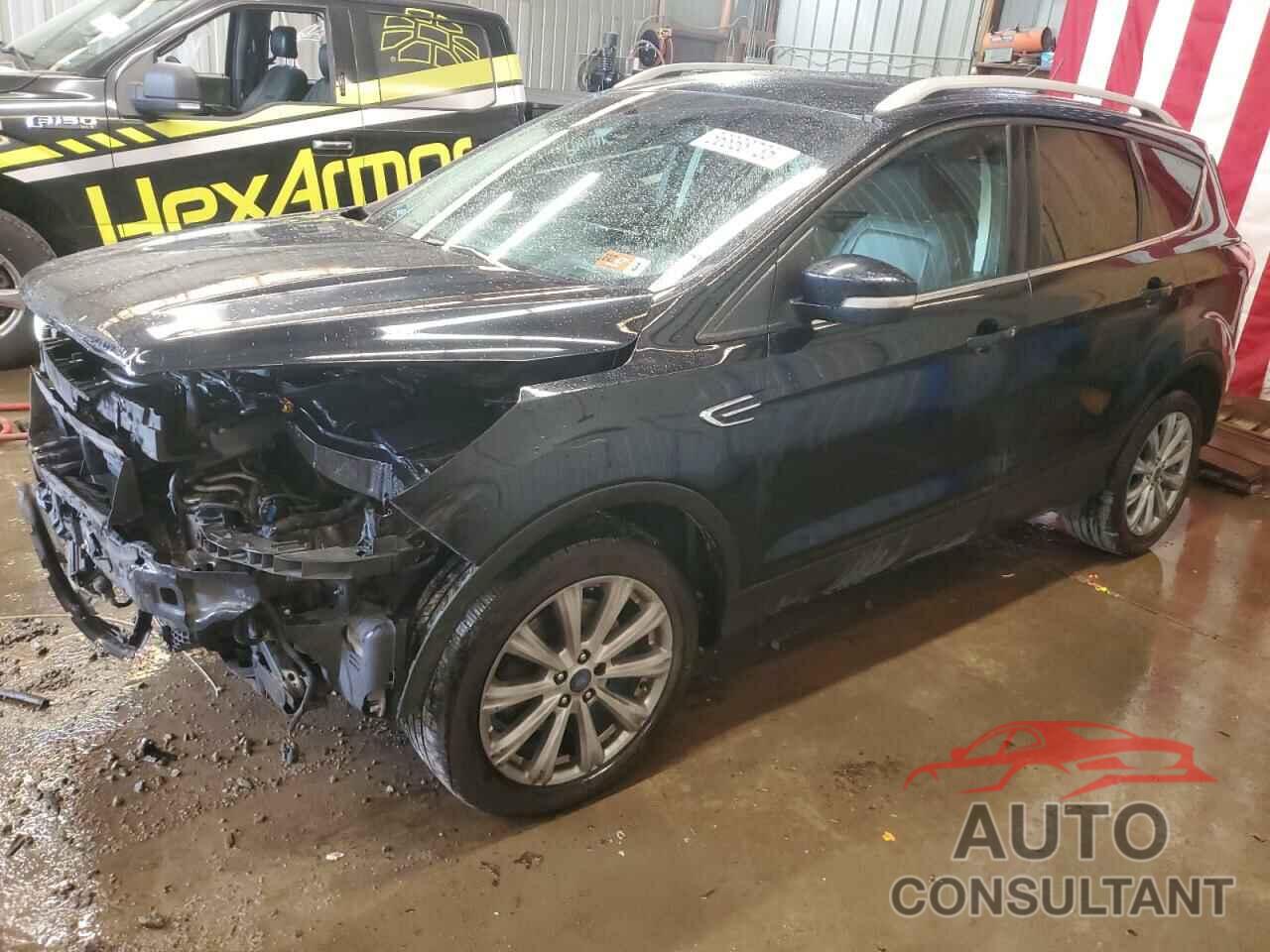 FORD ESCAPE 2018 - 1FMCU9J9XJUA01357