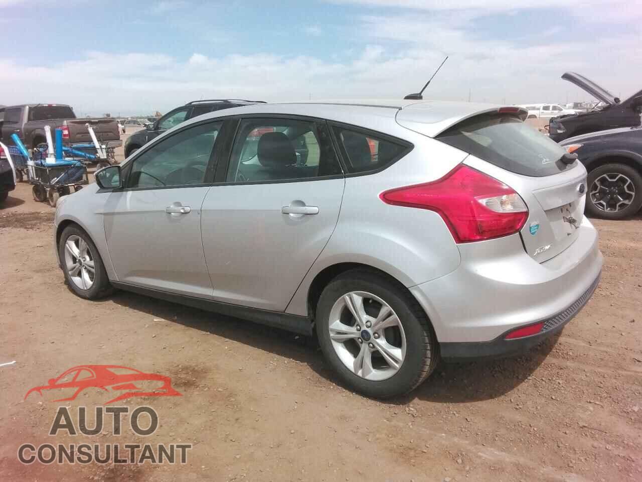 FORD FOCUS 2014 - 1FADP3K2XEL110319