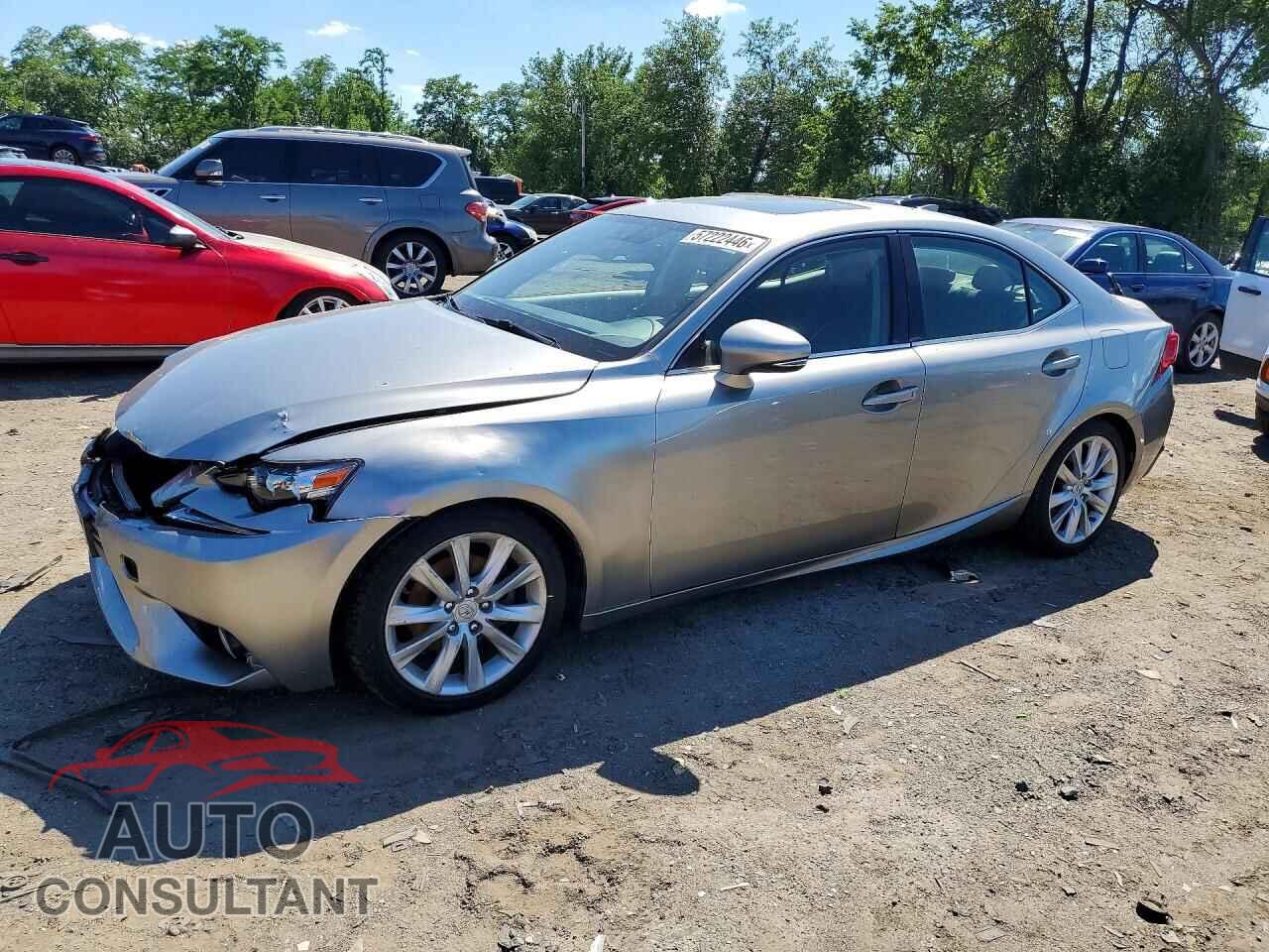 LEXUS IS 2015 - JTHCF1D28F5018236