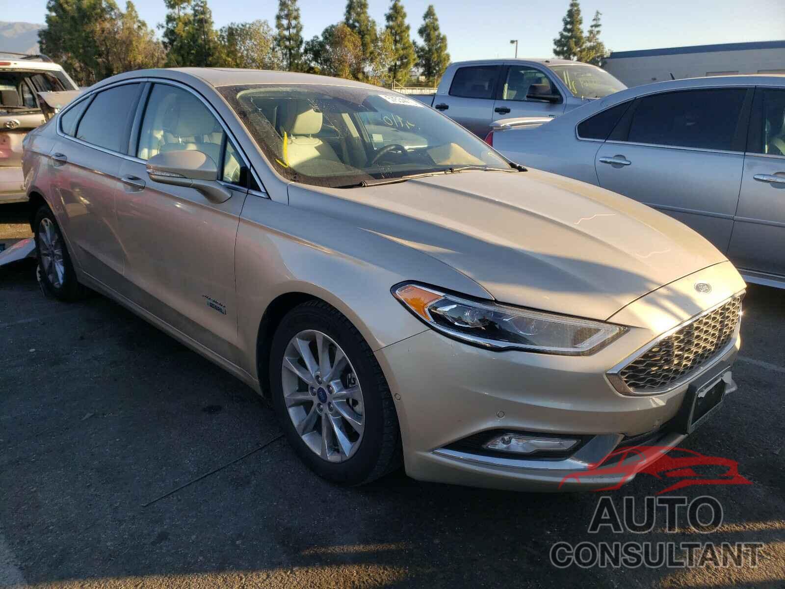 FORD FUSION 2018 - 3FA6P0SU5JR150408