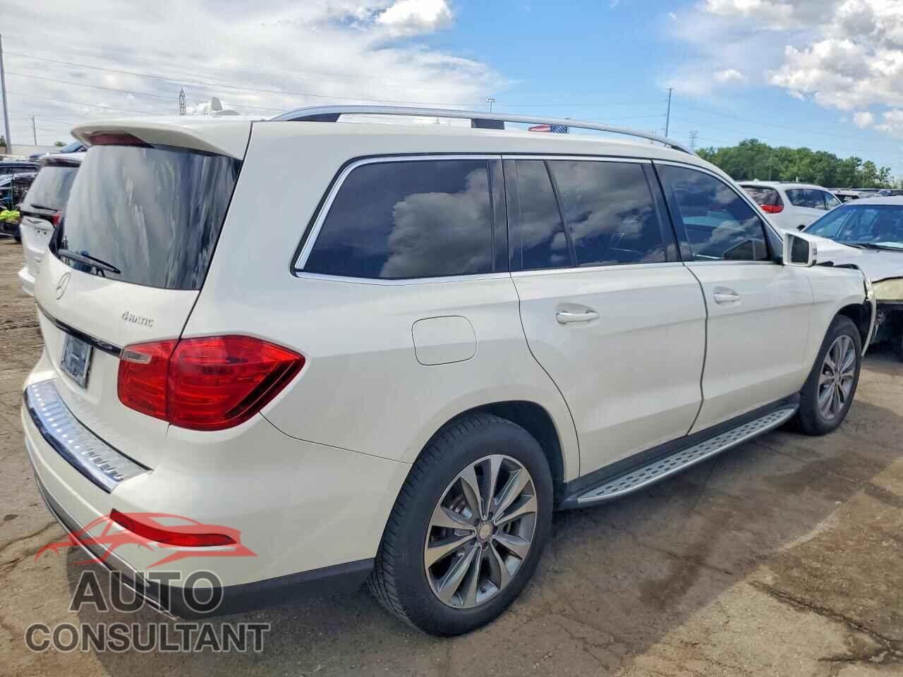 MERCEDES-BENZ GL-CLASS 2015 - 4JGDF6EE3FA508050