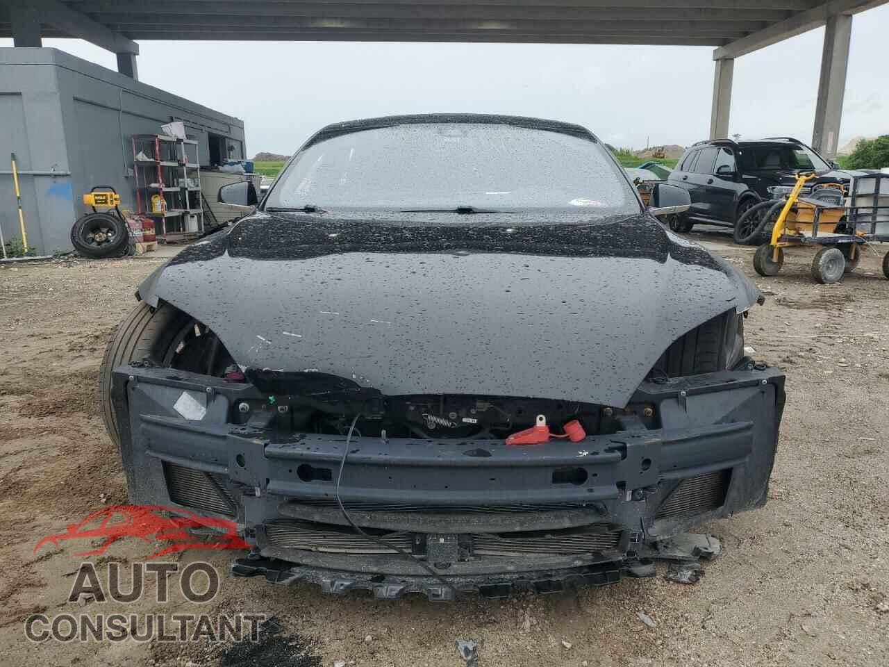 TESLA MODEL S 2014 - 5YJSA1H24EFP65660