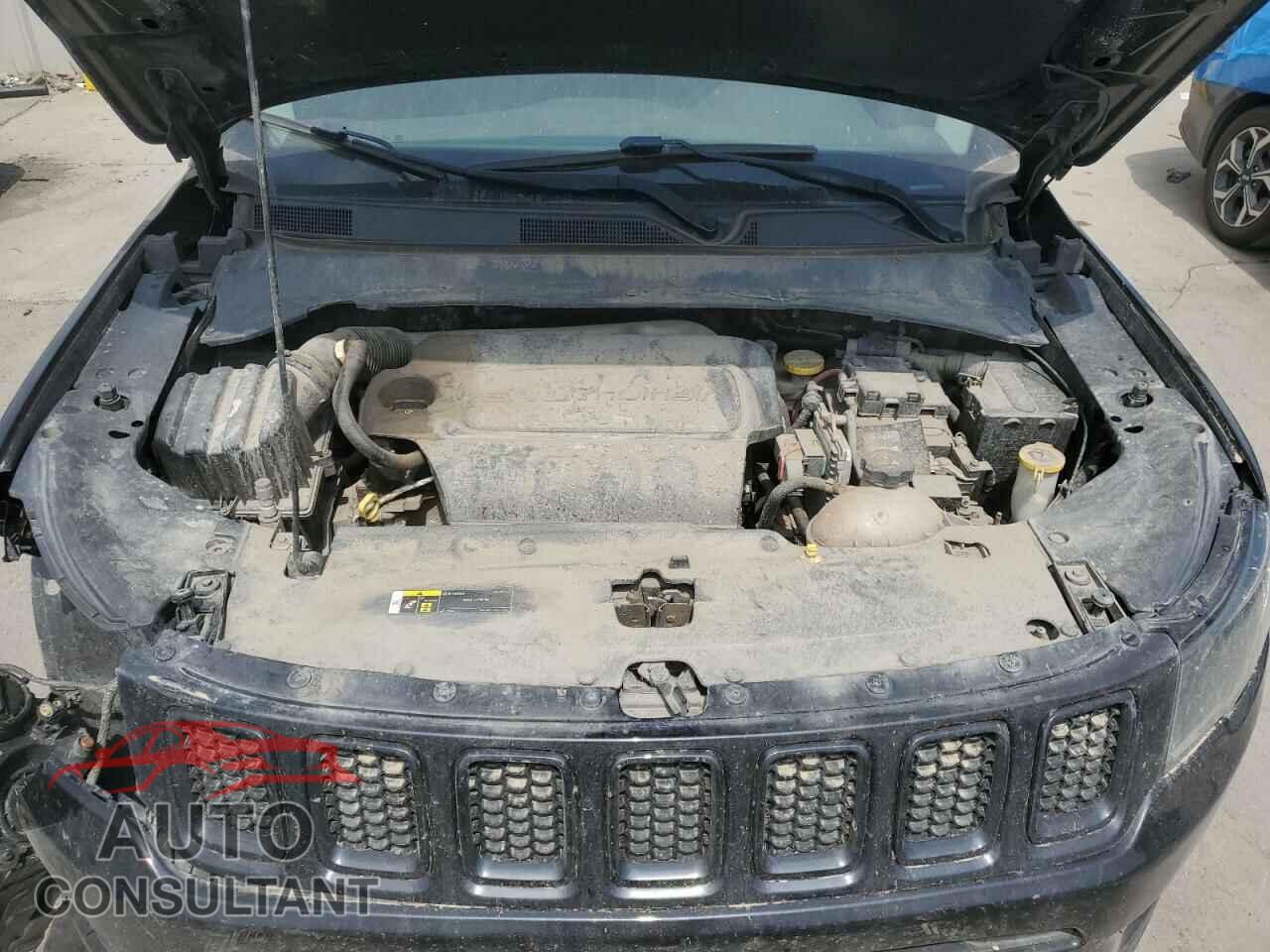 JEEP COMPASS 2018 - 3C4NJDBB8JT304321