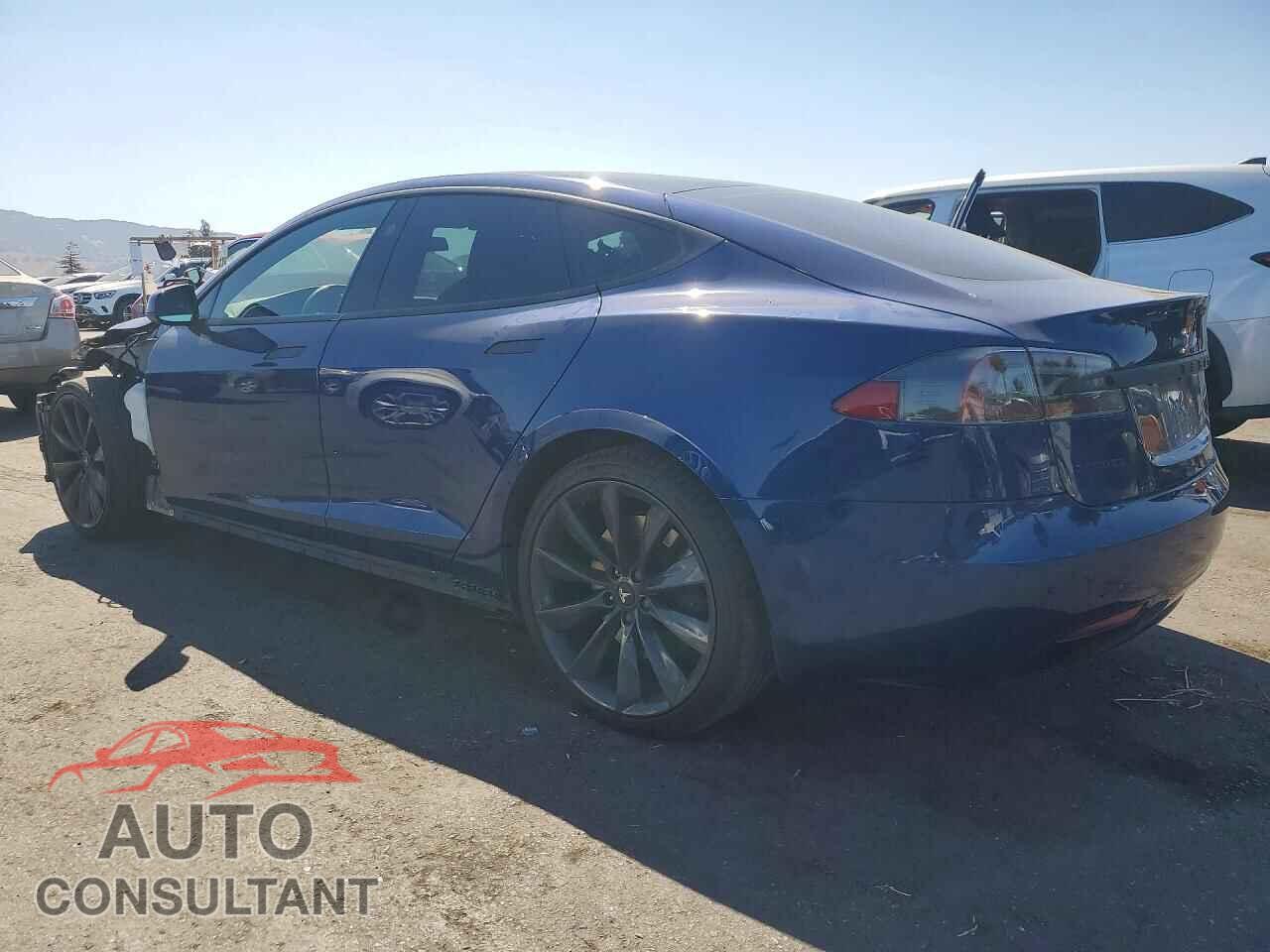 TESLA MODEL S 2017 - 5YJSA1E17HF217247