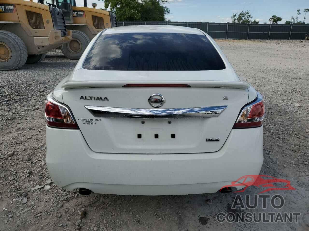NISSAN ALTIMA 2015 - 1N4AL3AP1FN906426