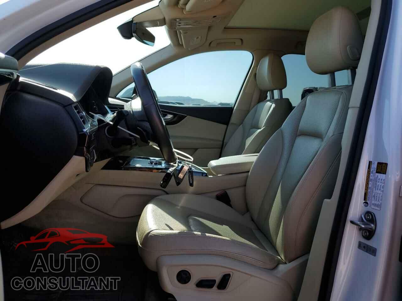 AUDI Q7 2017 - WA1LAAF72HD021175