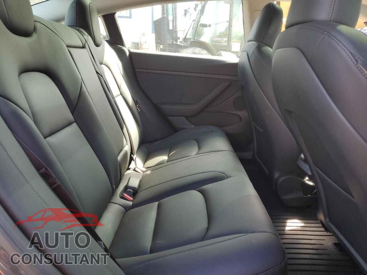 TESLA MODEL 3 2023 - 5YJ3E1EA9PF608083